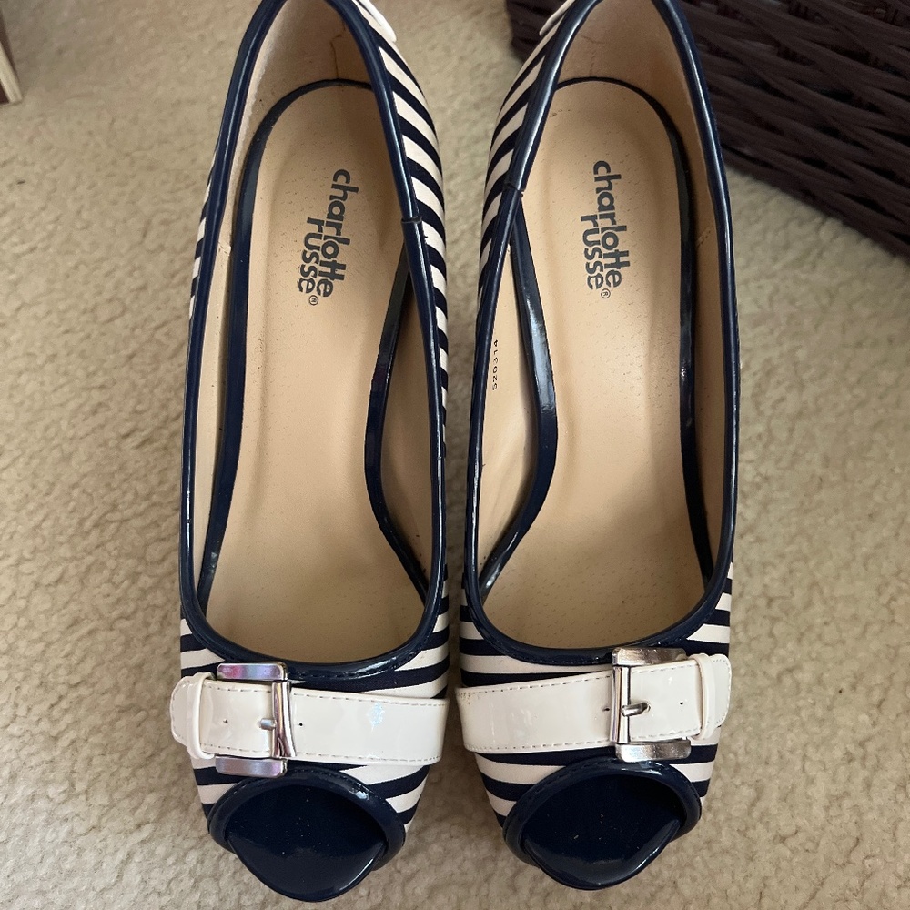 Blue and White strip platform high heel 7.5